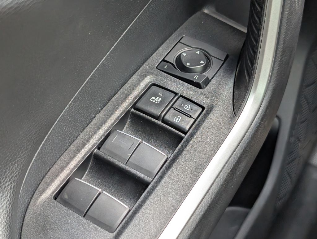 2019 Toyota RAV4 - $30,000