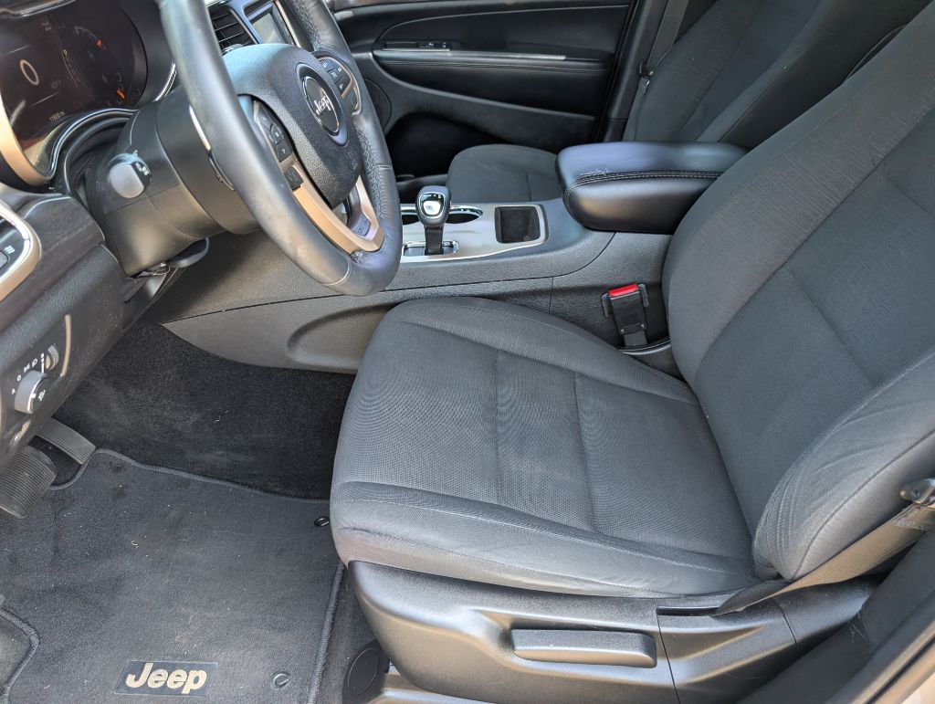 2014 Jeep Cherokee - $11,000