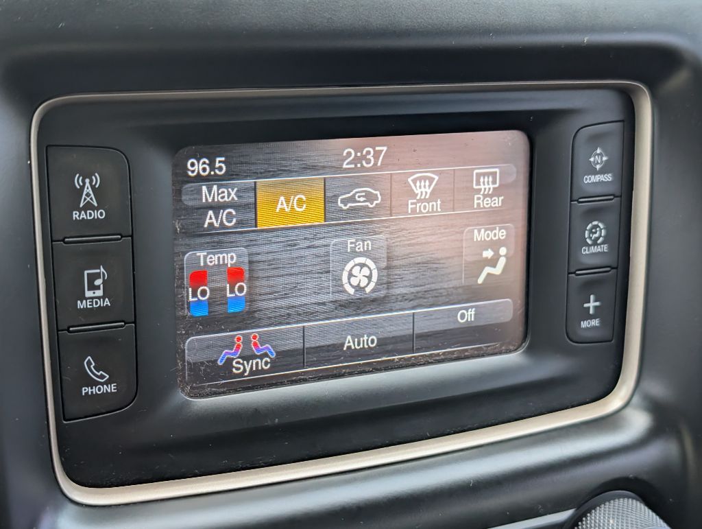 2014 Jeep Cherokee - $11,000