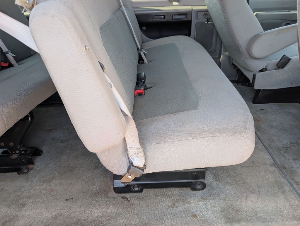 2013 Ford E-350