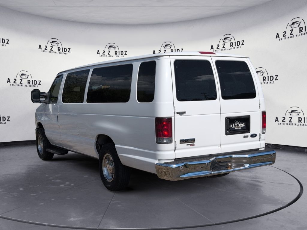 2013 Ford E-350