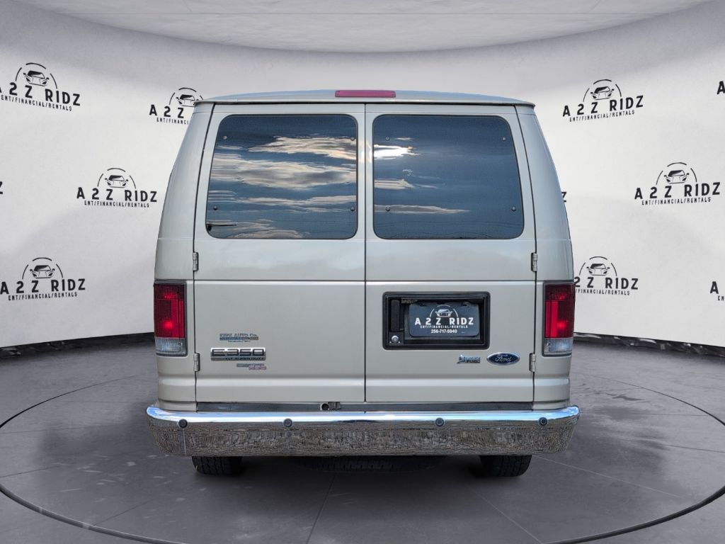 2009 Ford E-350