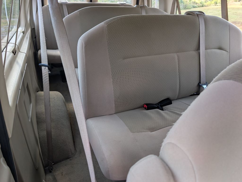 2009 Ford E-350