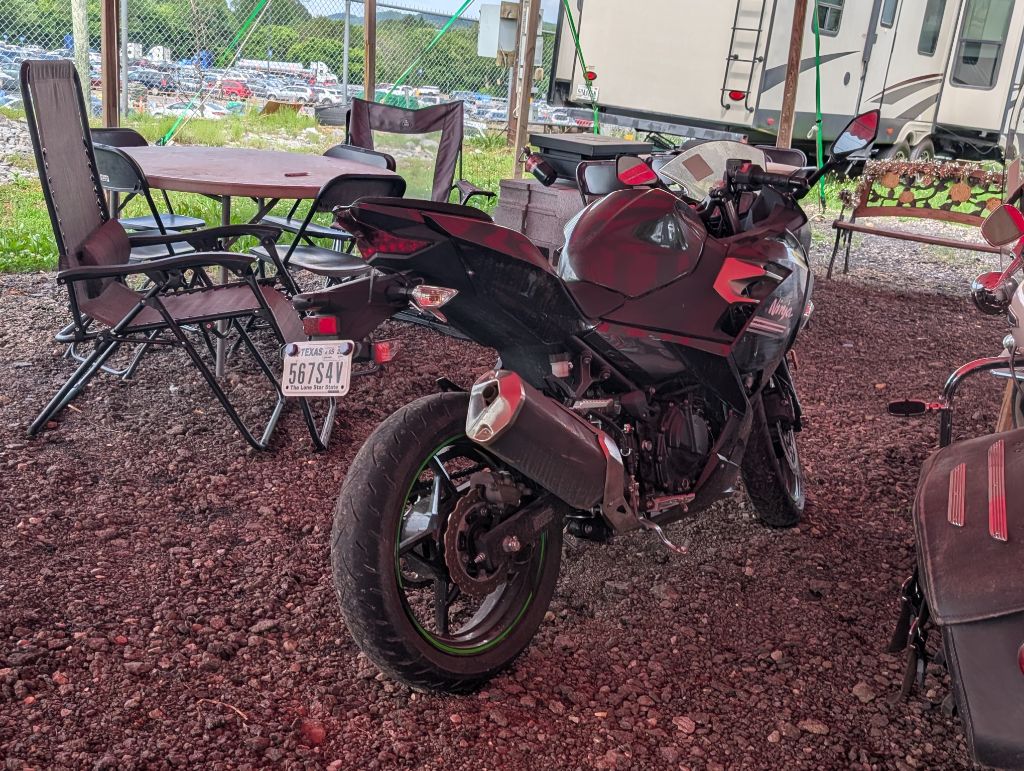 2022 Kawasaki Ninja 400 - $8,000