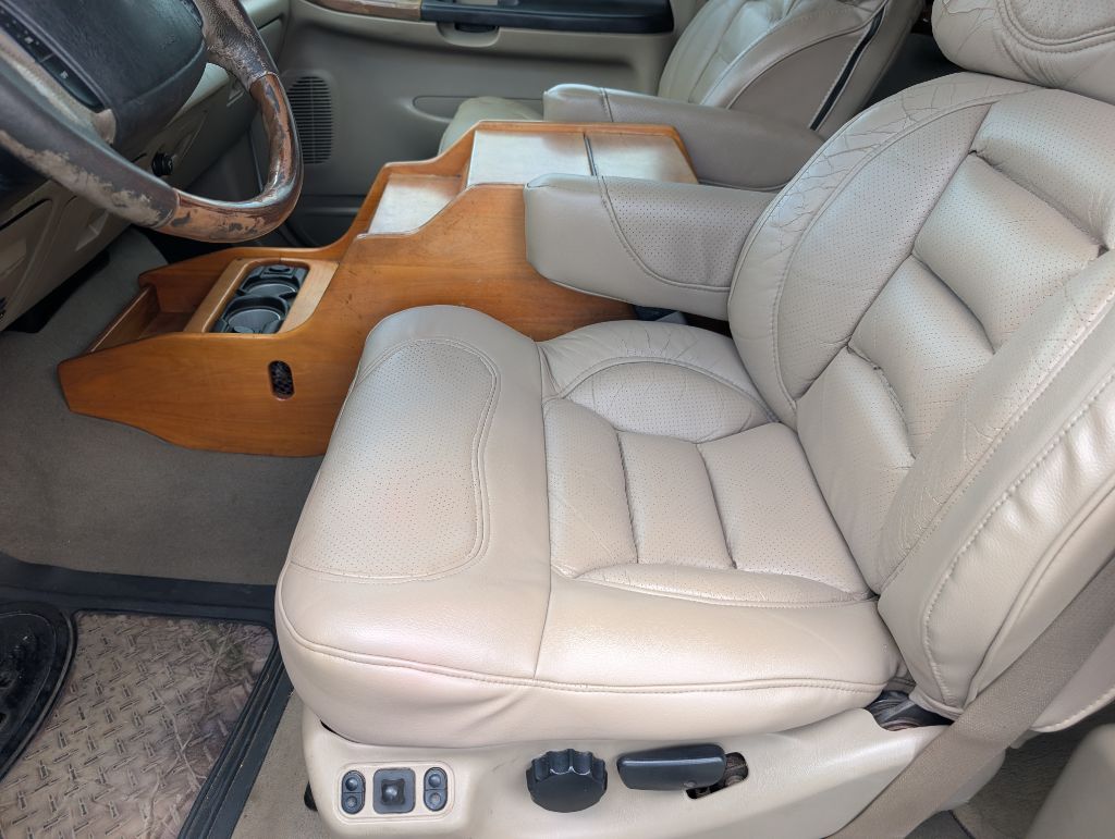 2006 Ford F-350 - $22,500