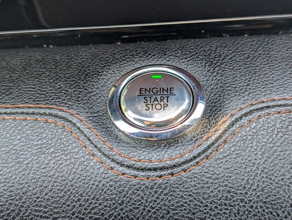 2020 Lincoln Navigator - $38,500
