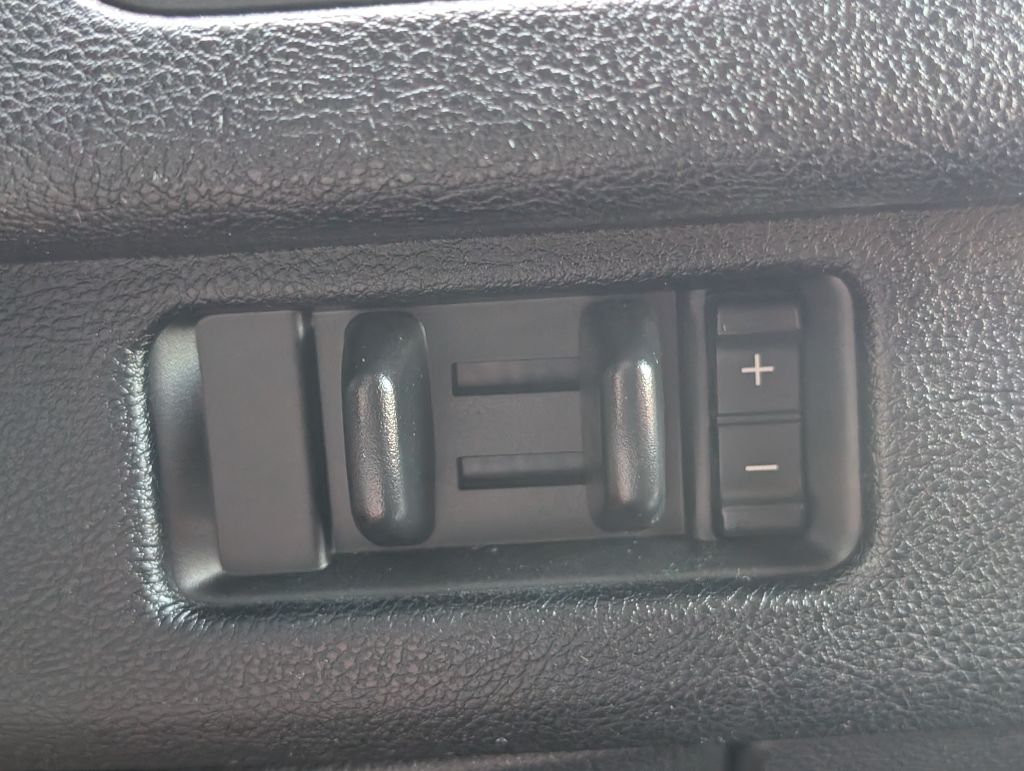 2020 Lincoln Navigator - $38,500