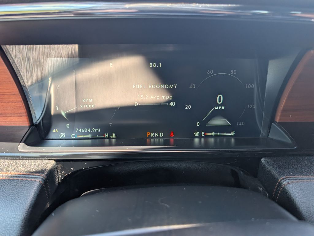 2020 Lincoln Navigator - $38,500