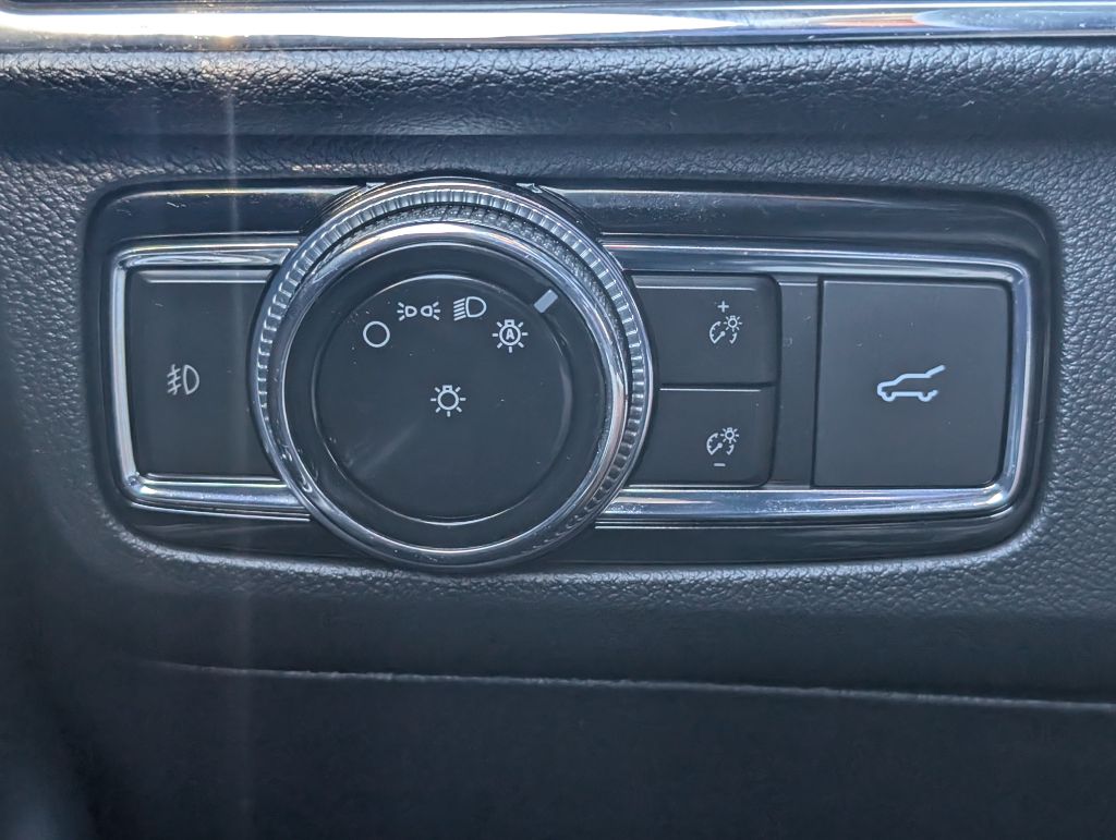 2020 Lincoln Navigator - $27,500