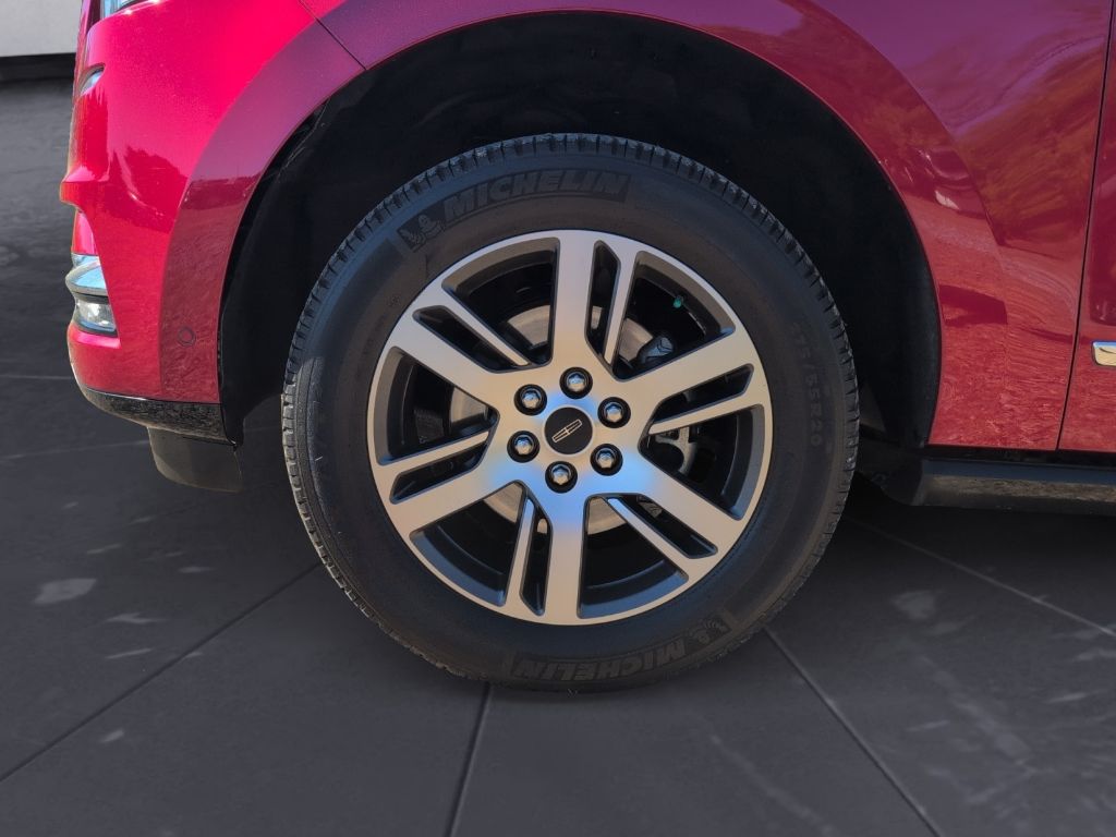 2020 Lincoln Navigator - $27,500
