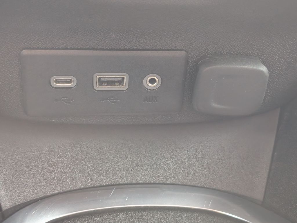 2020 Chevrolet Malibu - $14,500