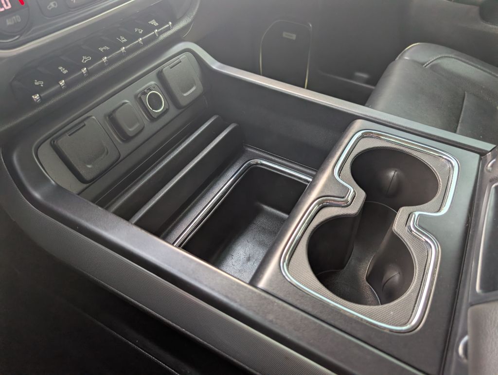 2019 Chevrolet Silverado Hd - $37,000