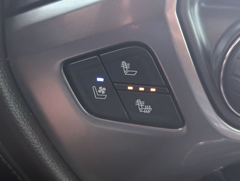 2019 Chevrolet Silverado Hd - $37,000