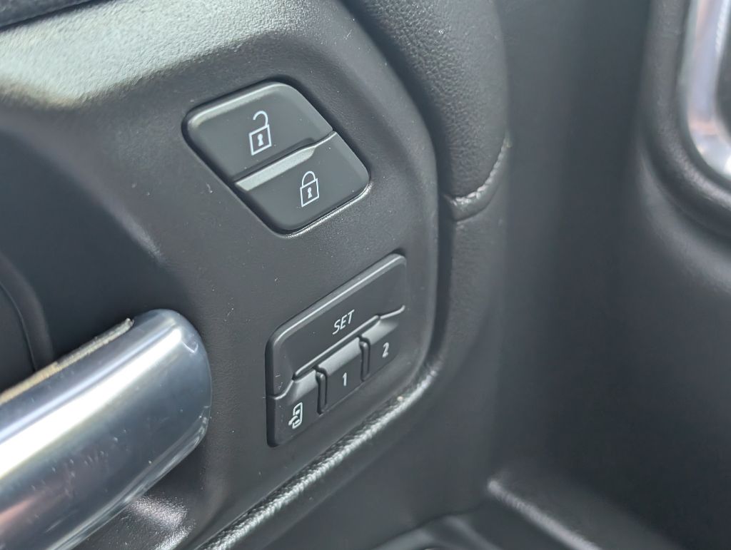 2020 GMC Sierra 2500HD - $40,000