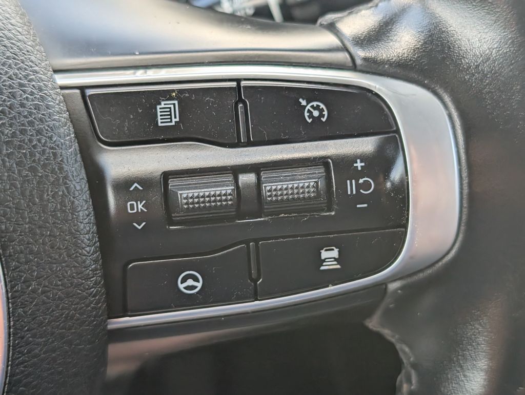 2021 Kia K5 - $22,000
