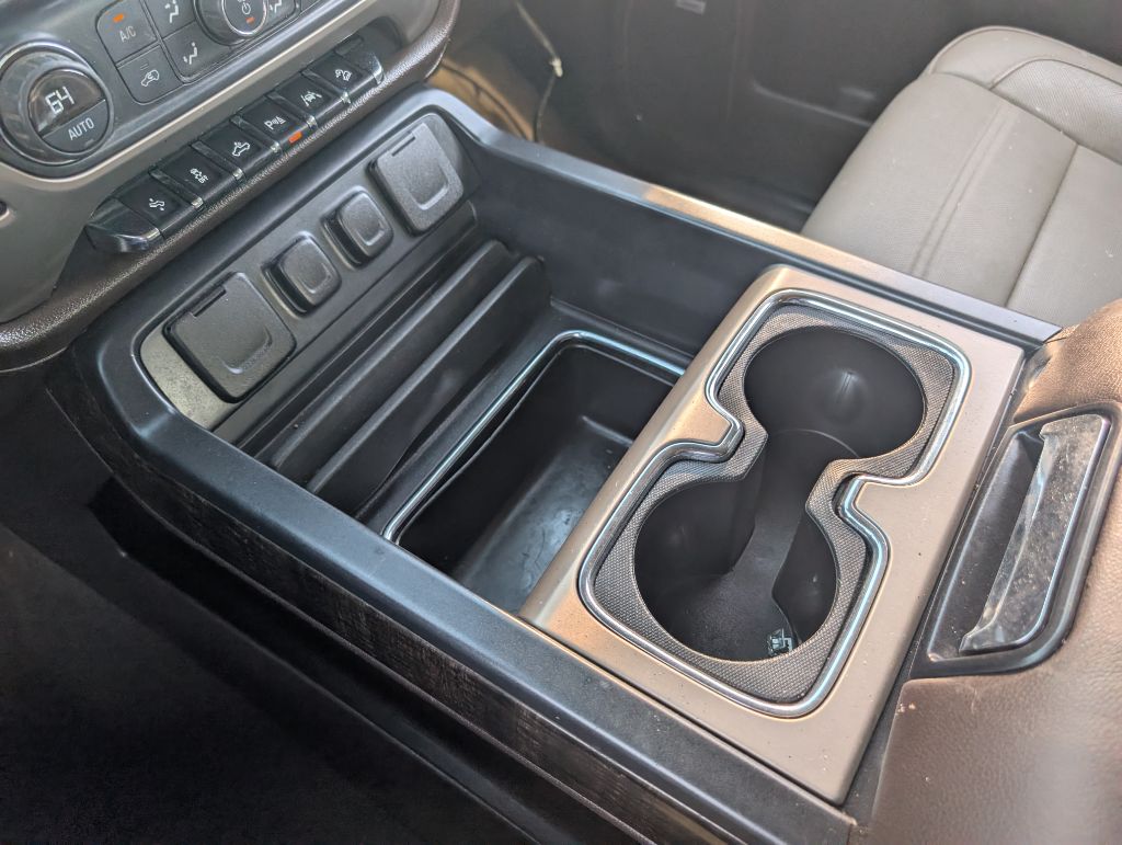 2016 GMC Sierra 1500 - $17,500