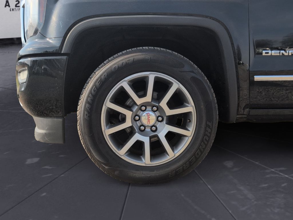 2016 GMC Sierra 1500 - $17,500