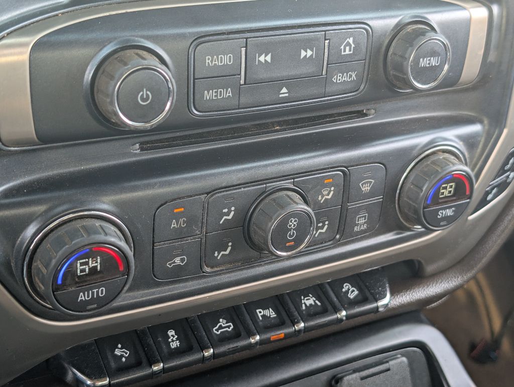 2016 GMC Sierra 1500 - $17,500