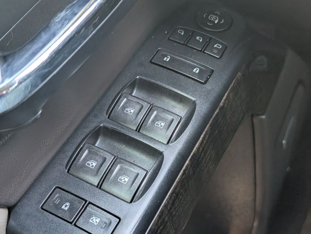 2016 GMC Sierra 1500 - $17,500