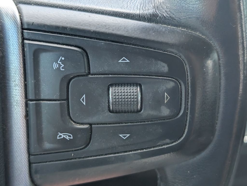2021 GMC Sierra 1500 - $32,900