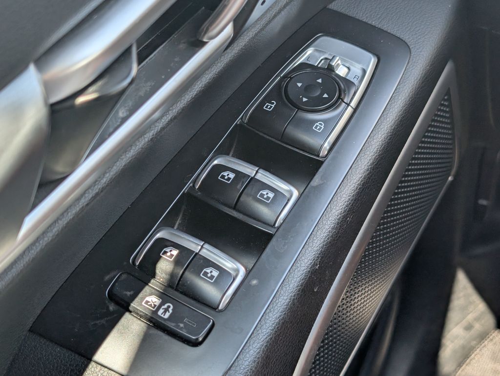 2022 Kia Telluride - $25,800