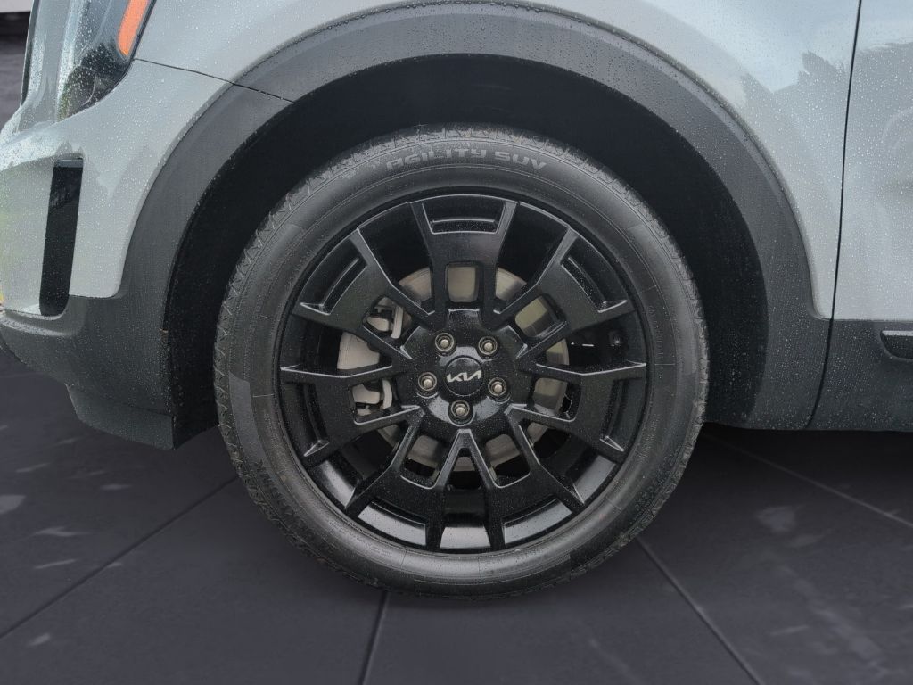 2022 Kia Telluride - $28,500