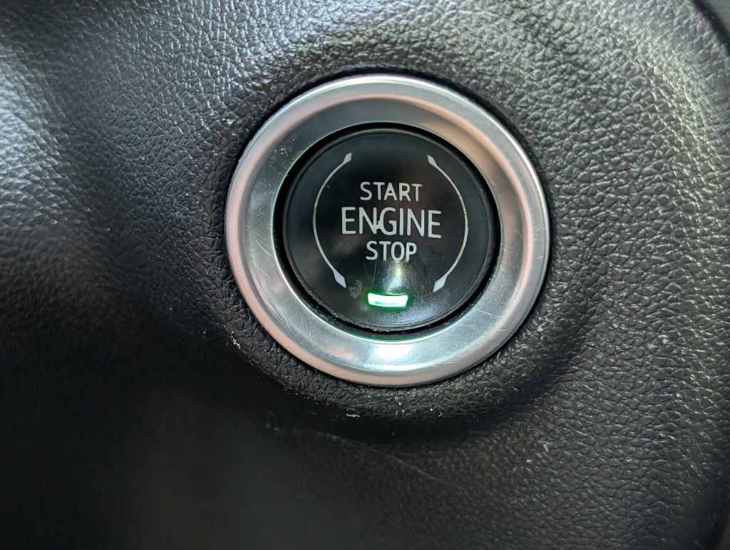 2020 GMC Sierra 1500 - $33,000