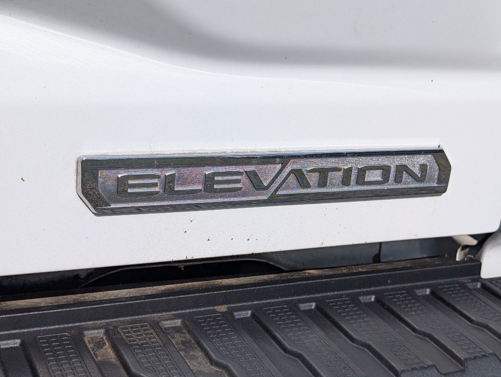 2020 GMC Sierra 1500 - $33,000