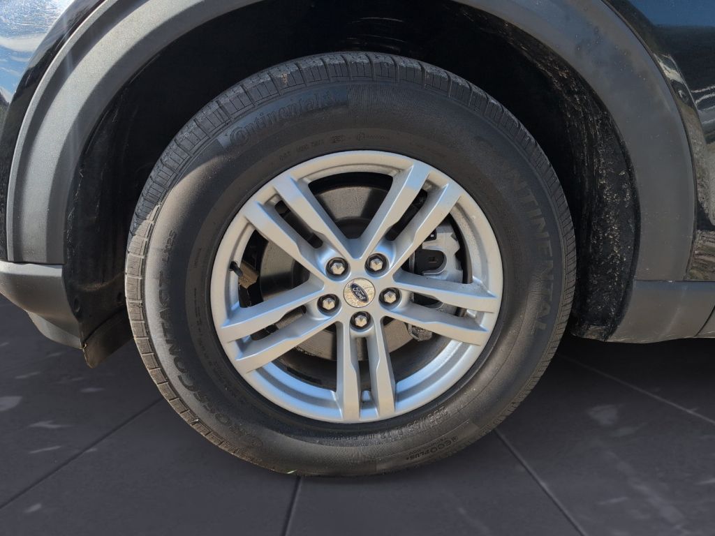 2022 Ford Explorer - $20,700