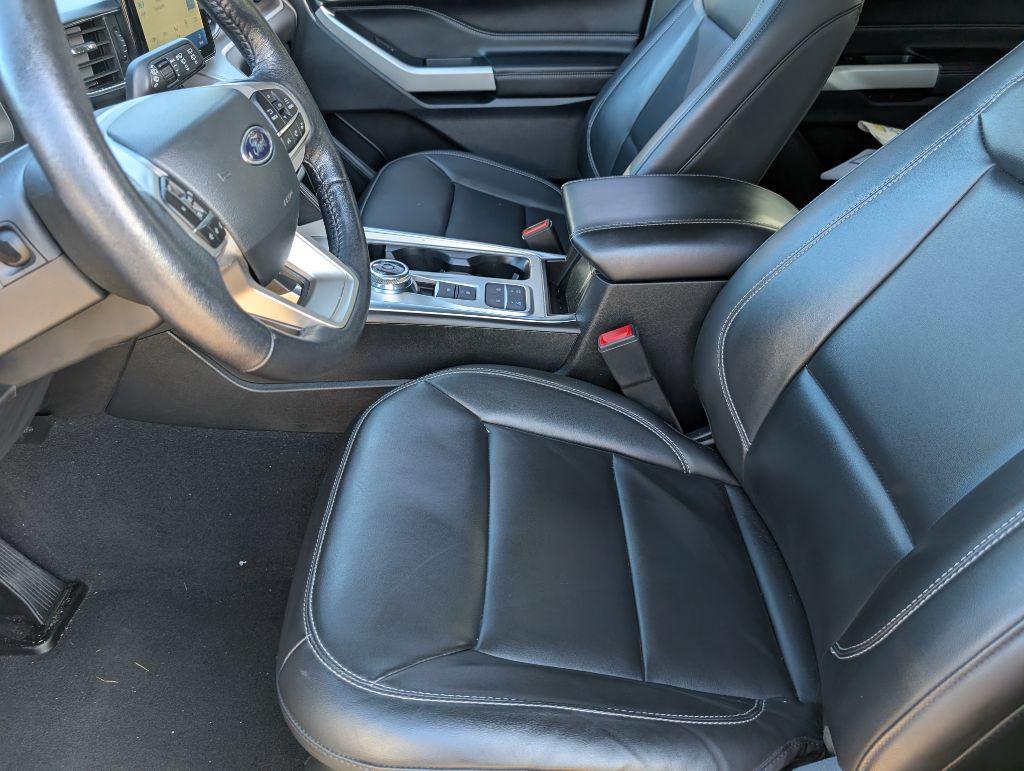 2022 Ford Explorer - $20,700