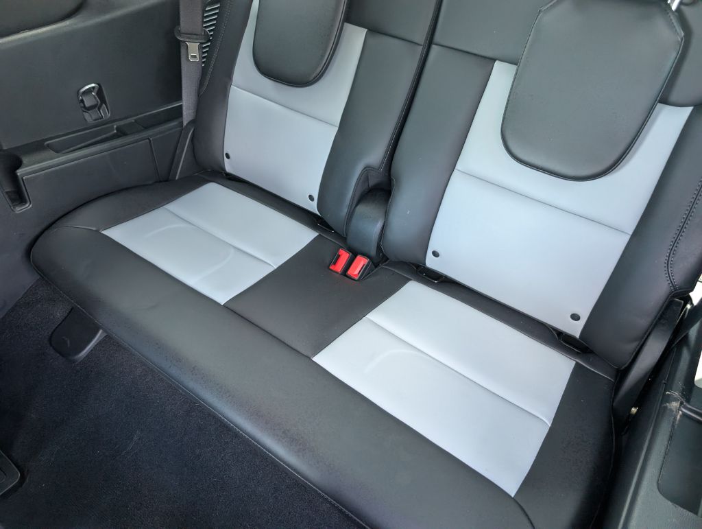 2024 Ford Explorer - $31,000