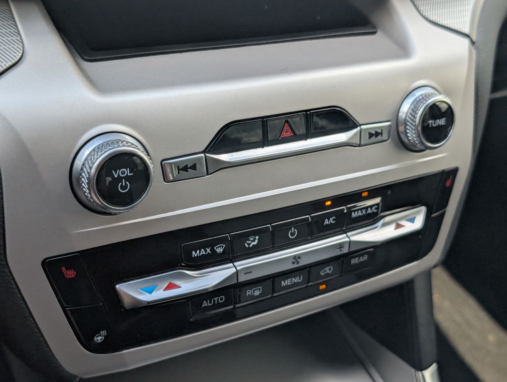 2024 Ford Explorer - $31,000