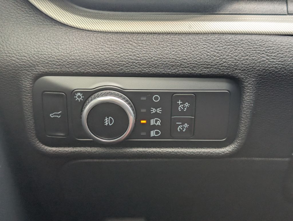 2024 Ford Explorer - $31,000