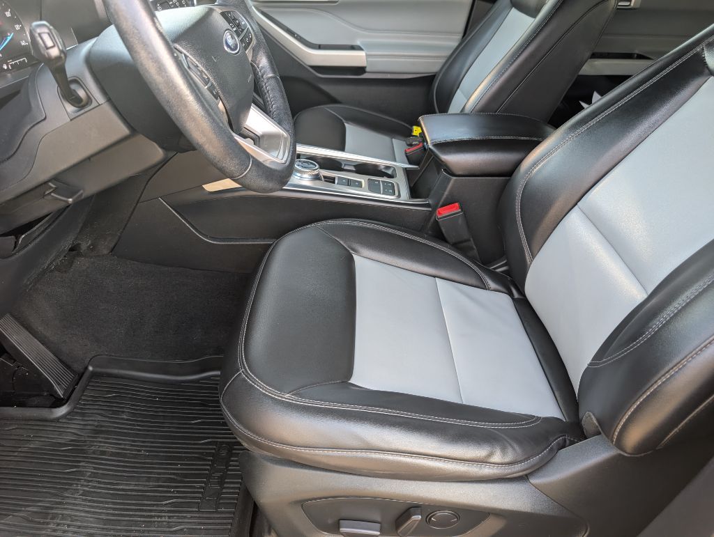 2022 Ford Explorer - $23,750