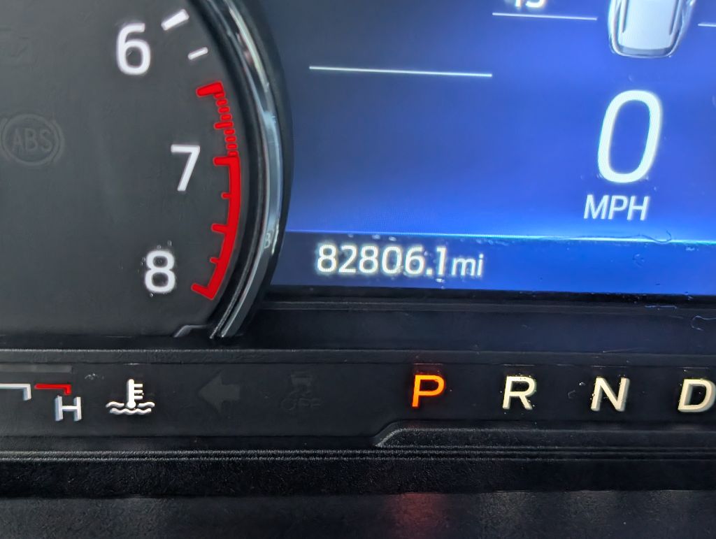 2022 Ford Explorer - $23,750