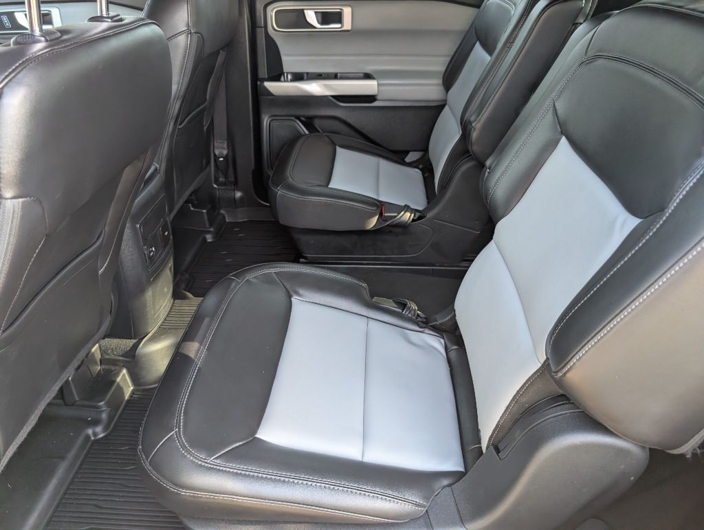 2022 Ford Explorer - $23,750