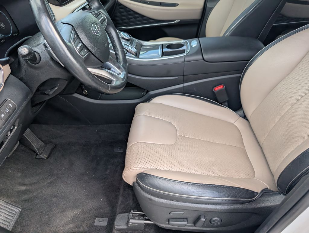 2022 Hyundai Santa Fe - $25,000