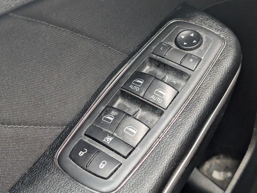 2019 Dodge Charger - $14,350