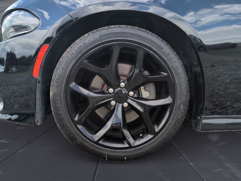 2019 Dodge Charger - $14,350