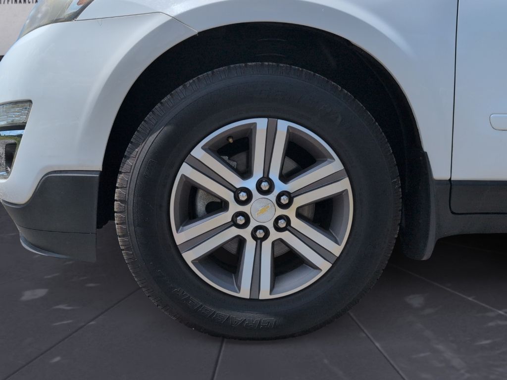 2017 Chevrolet Traverse - $9,950