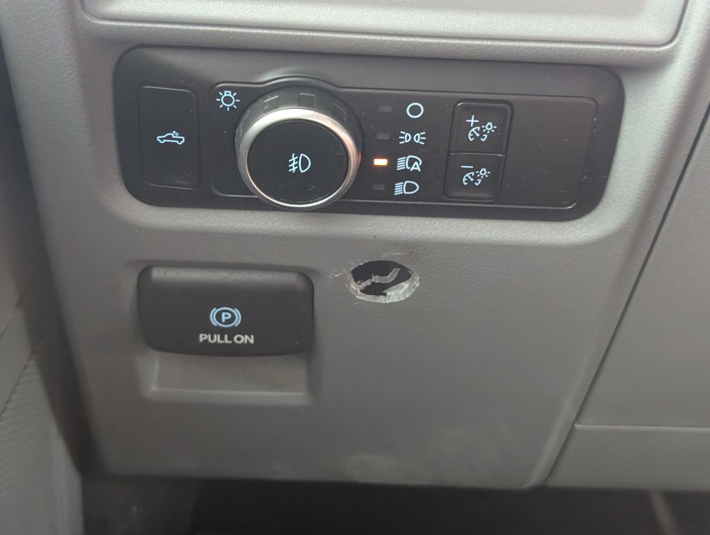 2023 Ford F-150 - $30,200