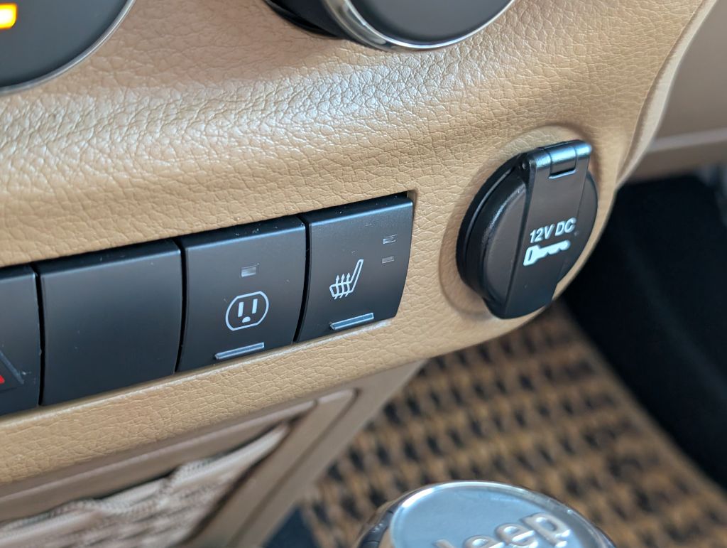 2013 Jeep Wrangler - $25,000