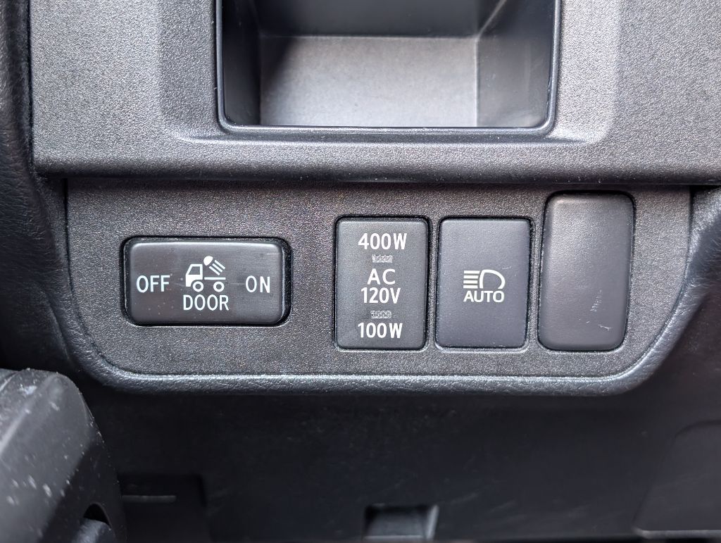 2019 Toyota Tacoma - $32,000