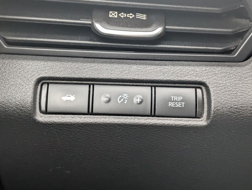 2023 Nissan Altima - $22,000