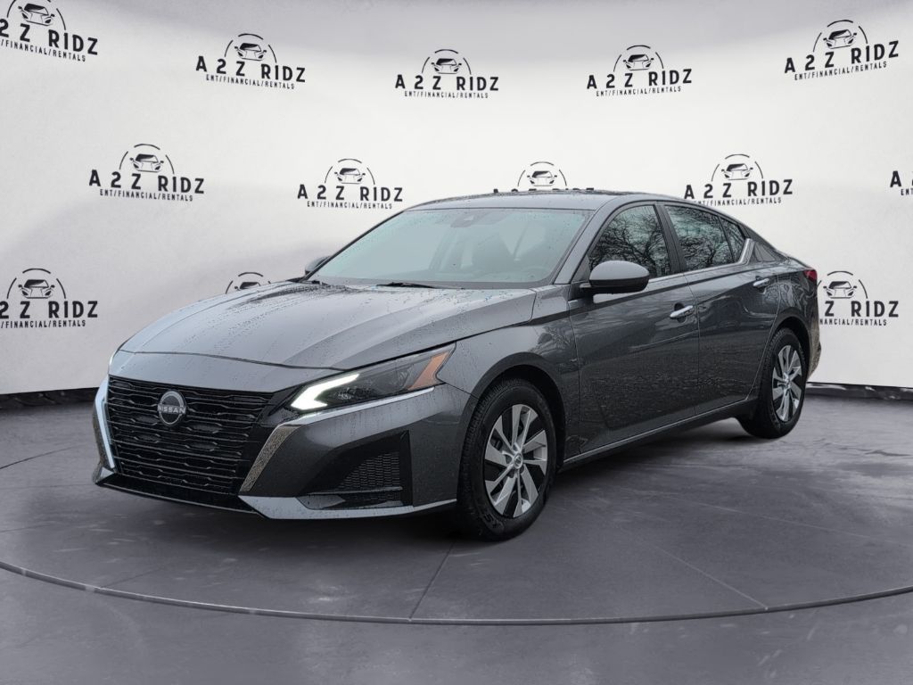 2023 Nissan Altima - $22,000