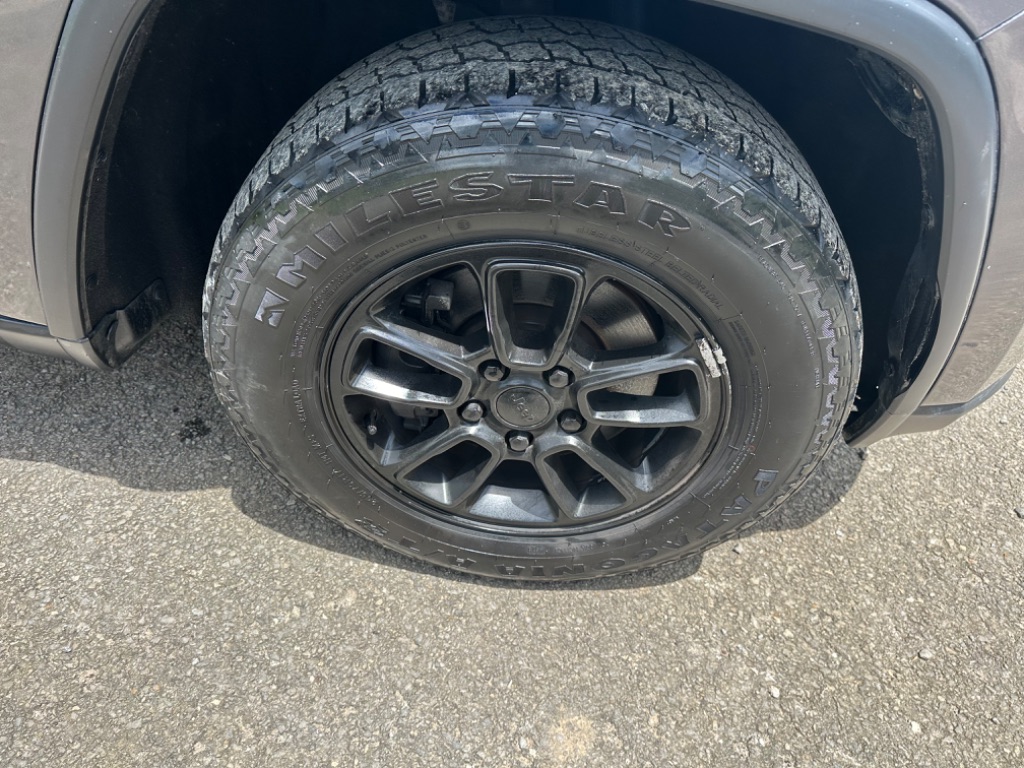 2018 Jeep Grand Cherokee Laredo photo