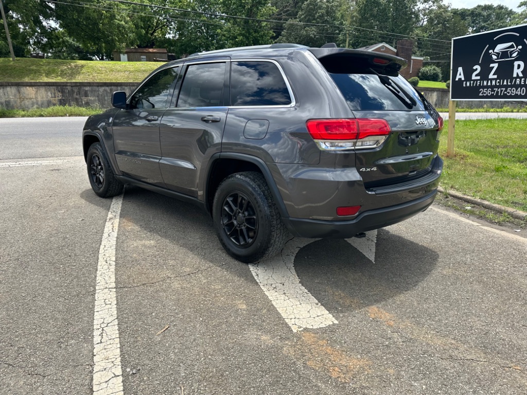 2018 Jeep Grand Cherokee Laredo photo
