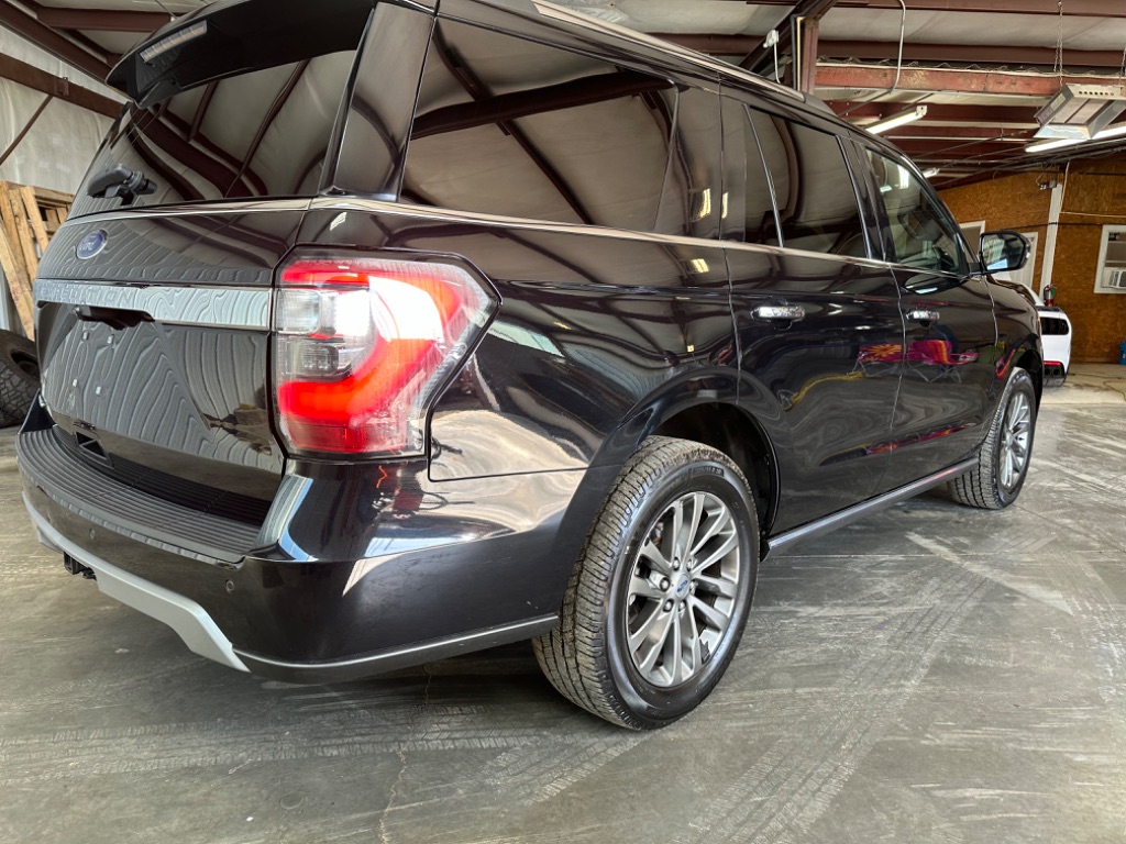 2019 Ford Expedition Limited photo
