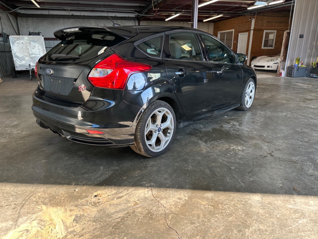 2014 Ford Focus ST photo