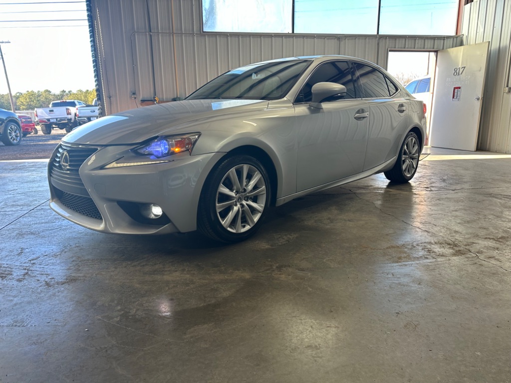 2015 Lexus IS 250 photo